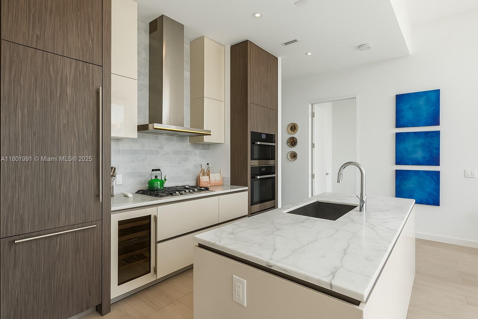 2669 S Bayshore Dr #804N, Miami, Florida image 3