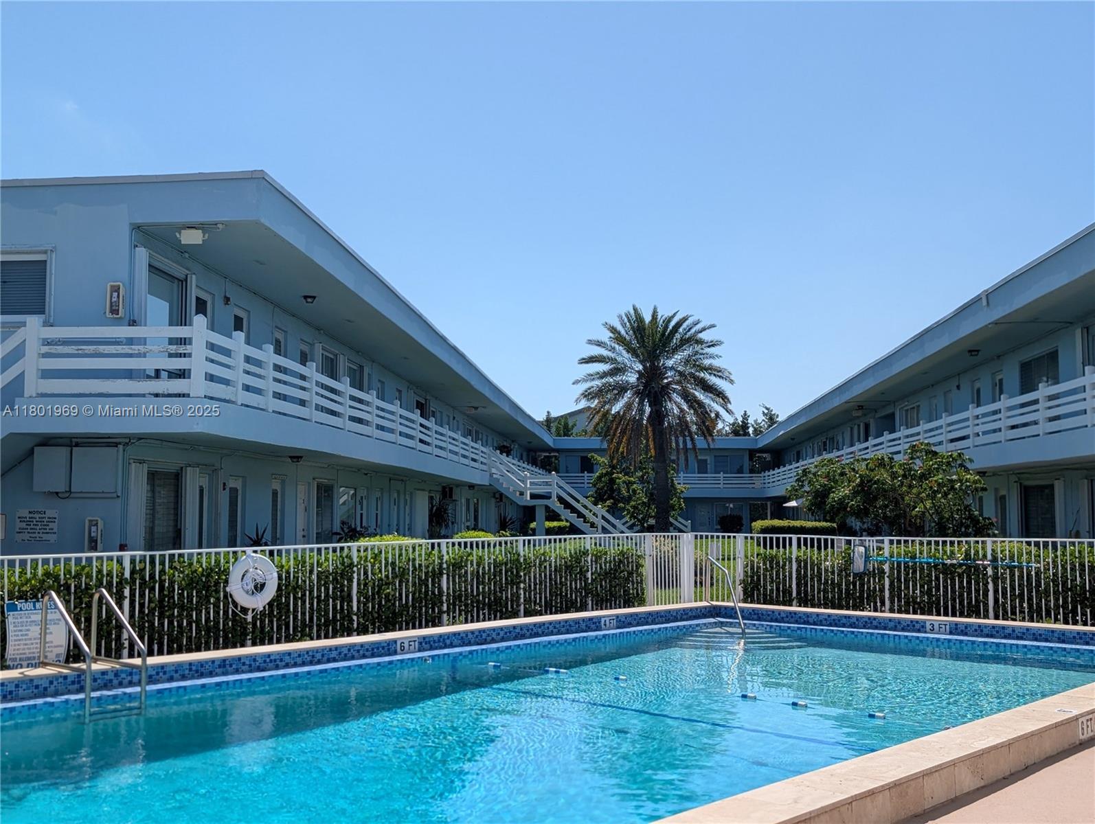 2700 NE 135th St #31, North Miami, Florida image 3