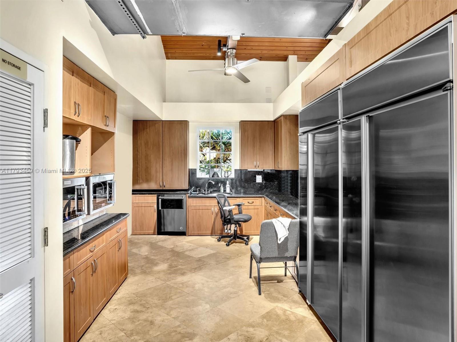 3144 NE 212th St, Aventura, Florida image 39