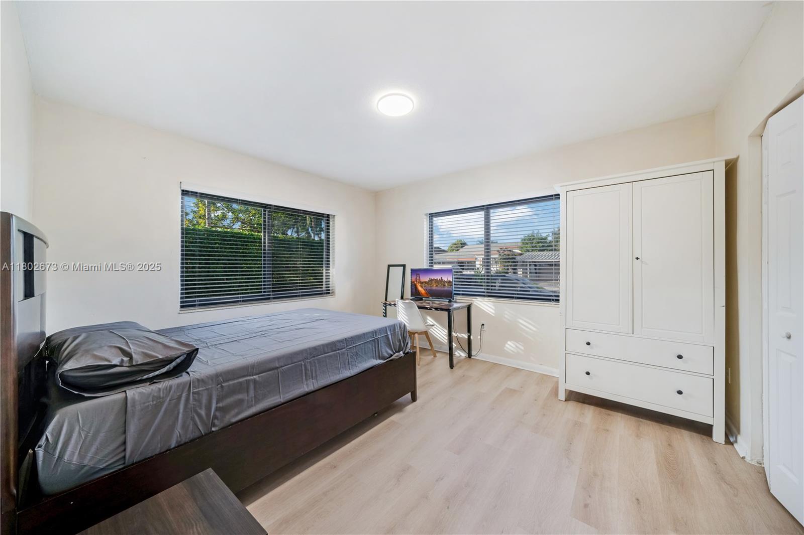 2 NW 47th St, Miami, Florida image 17