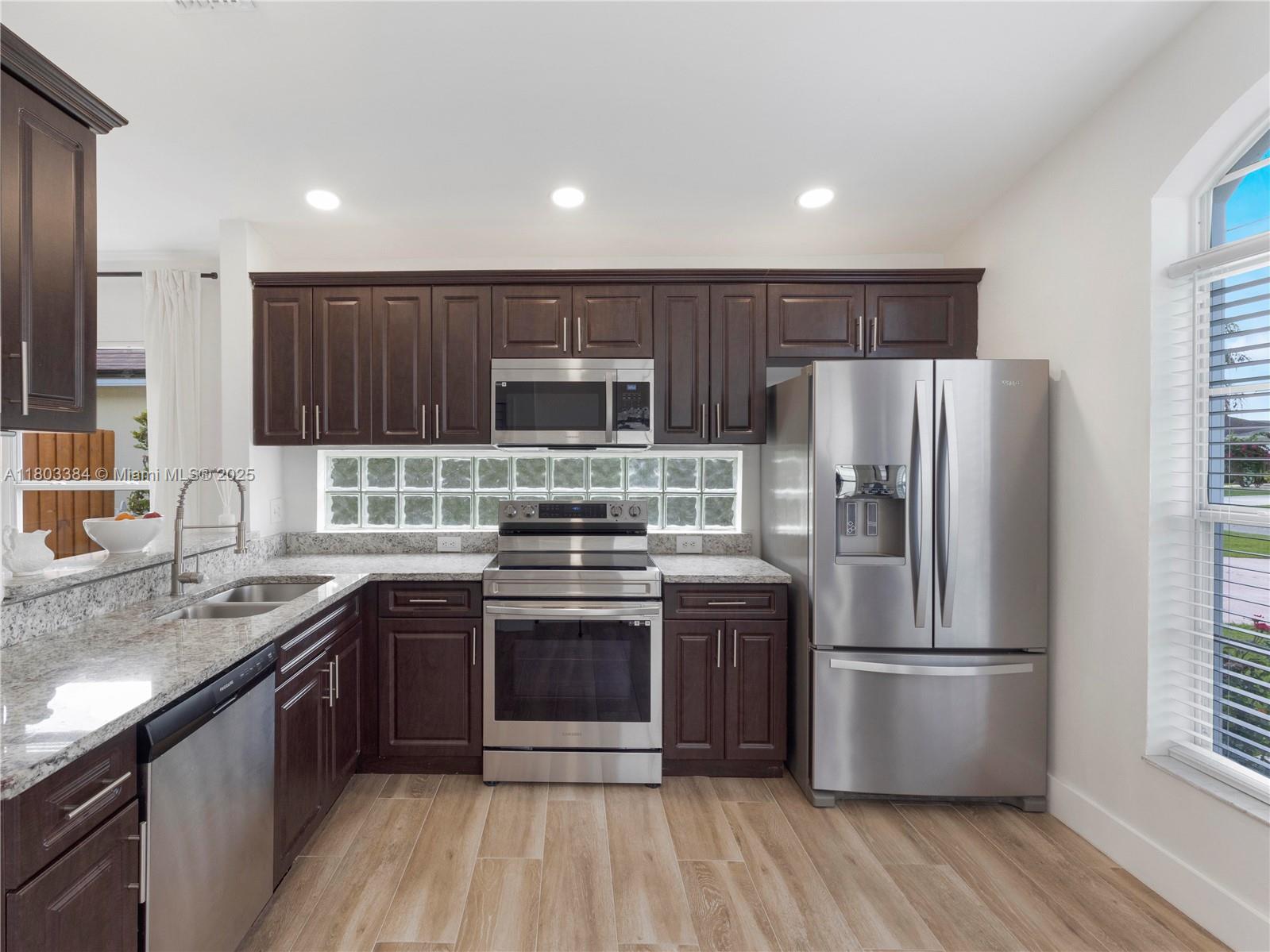 6107 Lauderdale St, Jupiter, Florida image 13