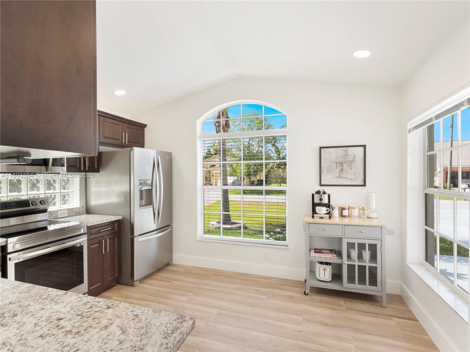 6107 Lauderdale St, Jupiter, Florida image 14