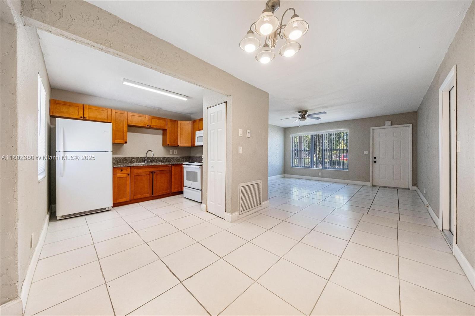 1560 NW Sunset Strip, Sunrise, Florida image 6