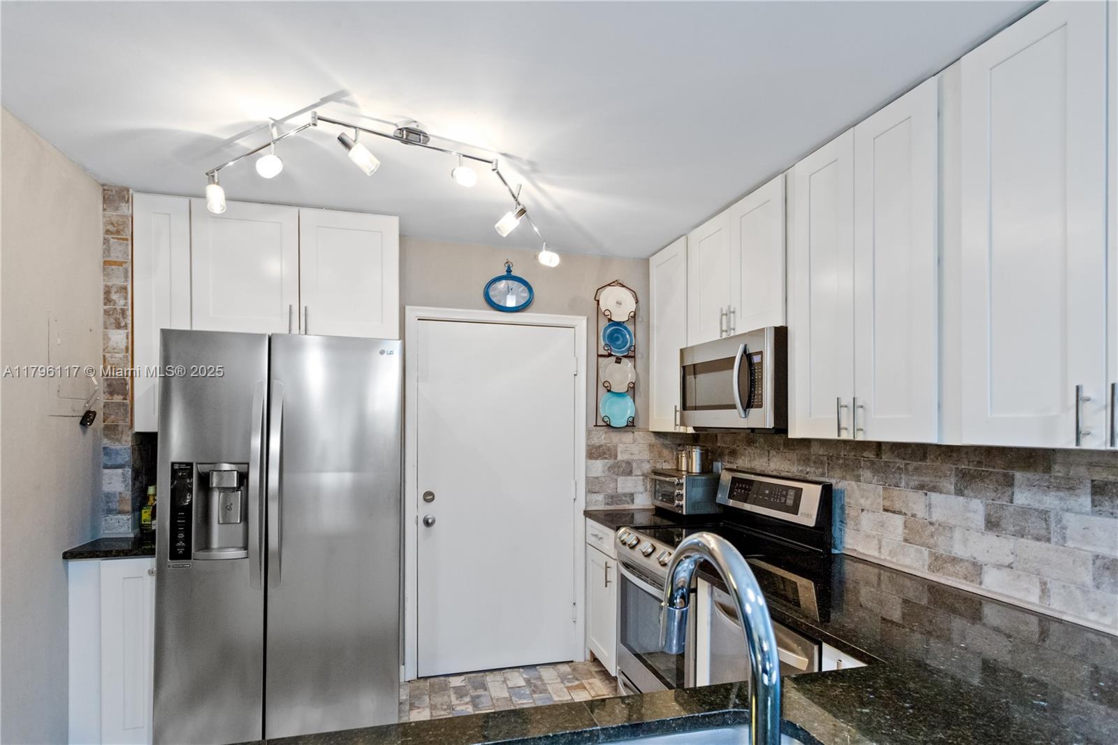 2271 NW 47th Ter #200, Lauderhill, Florida image 4