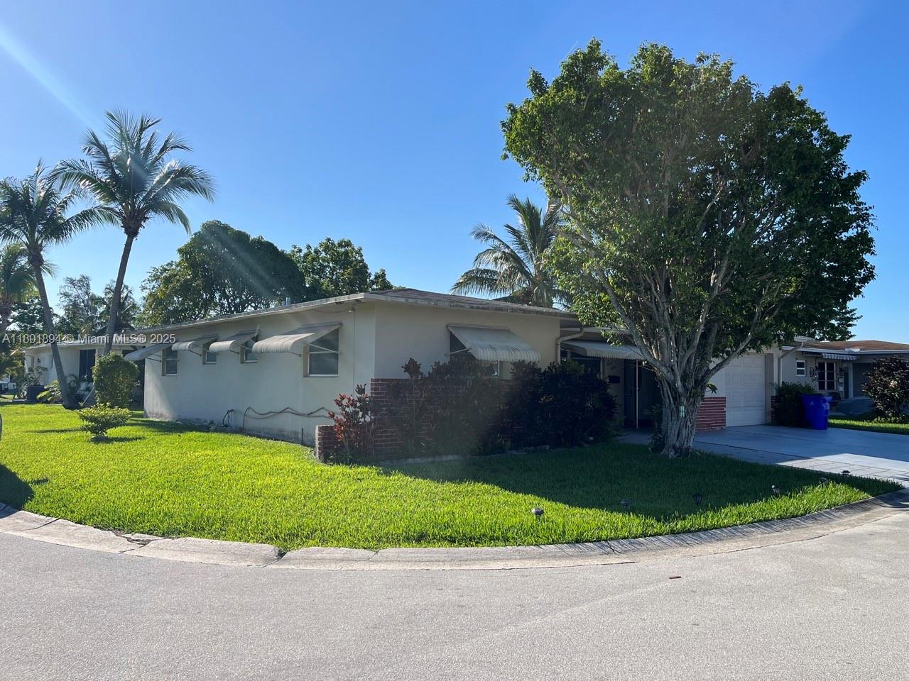 1130 NW 67th Ave, Margate, Florida image 2