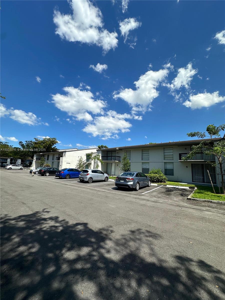 4003 N University Dr #201, Sunrise, Florida image 18