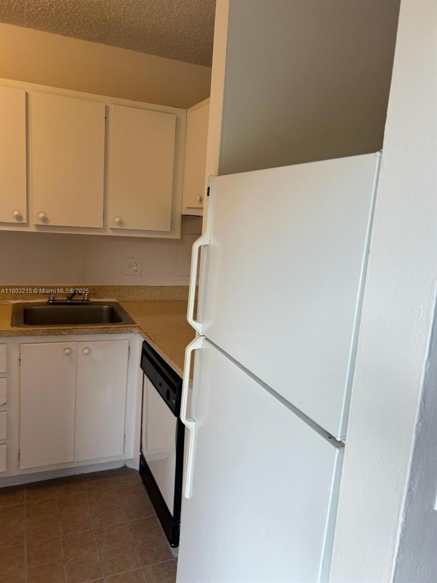 4003 N University Dr #201, Sunrise, Florida image 6