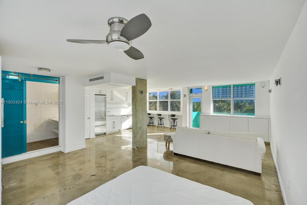 Listing Photo 15