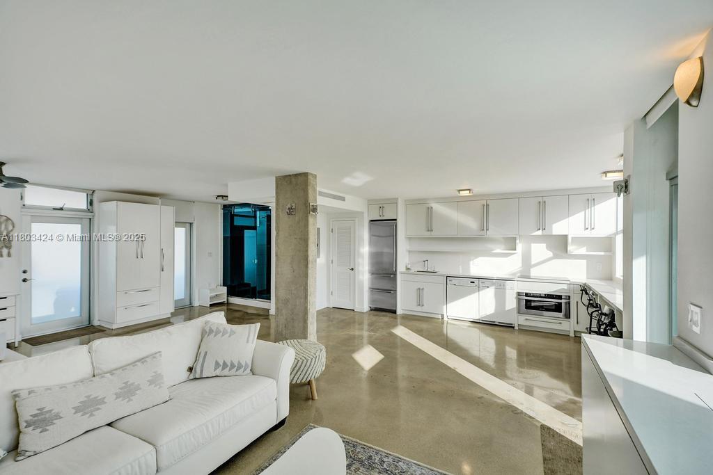 Property photo # 3