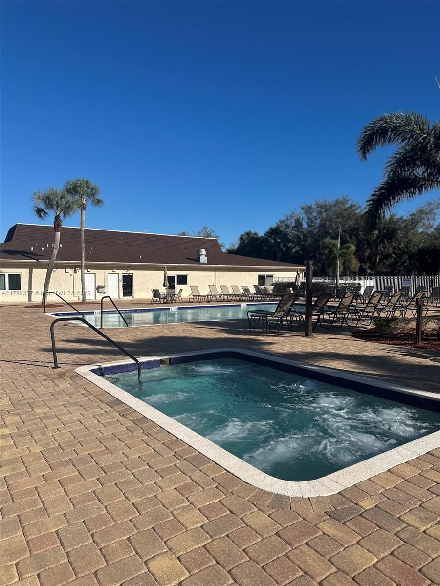 8813 Westchester Rd, Tampa, Florida image 3