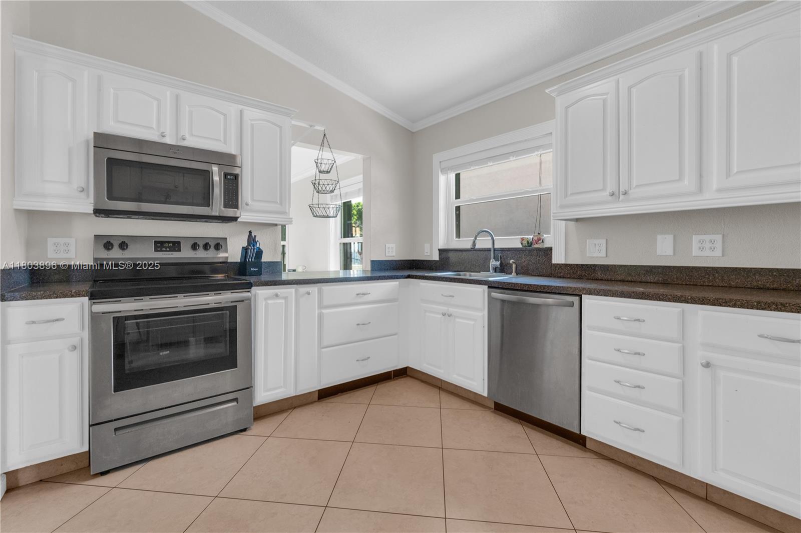 9813 SW 57th St, Cooper City, Florida image 6