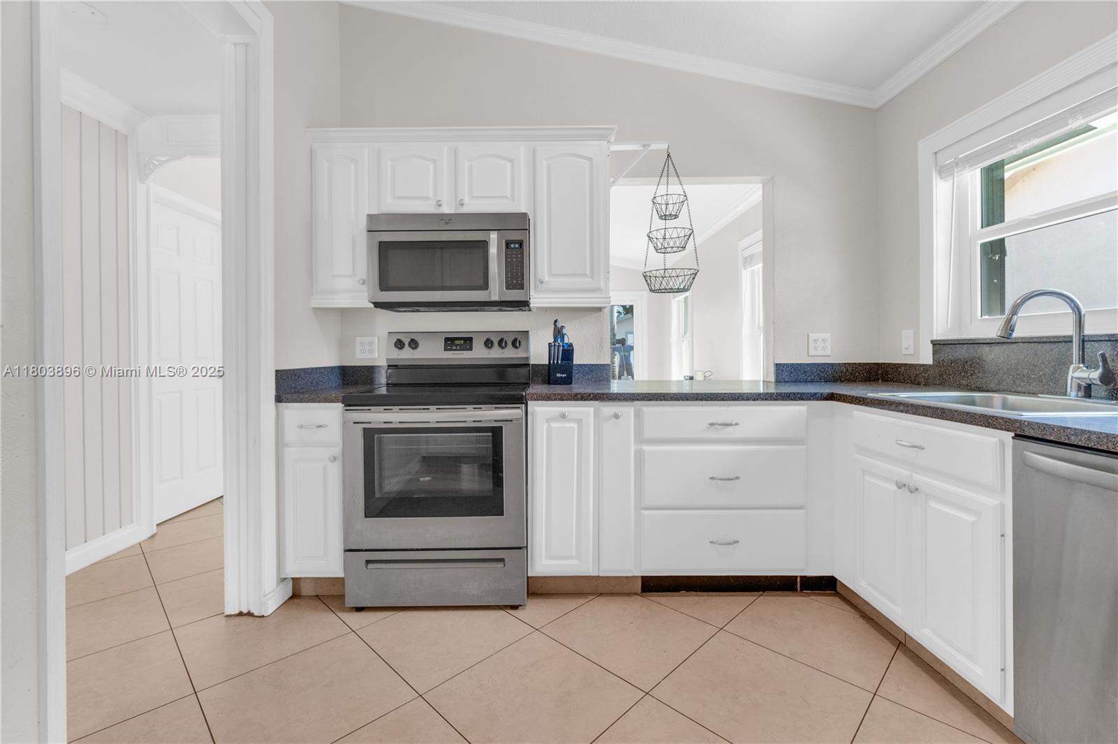 9813 SW 57th St, Cooper City, Florida image 7