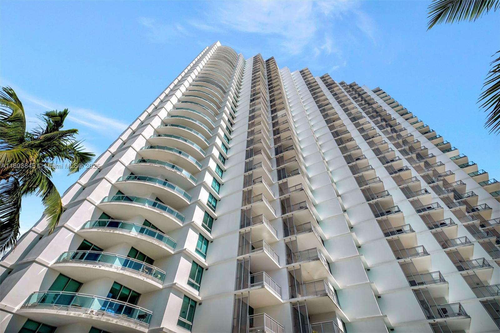 350 S Miami Ave #1705, Miami FL 33130