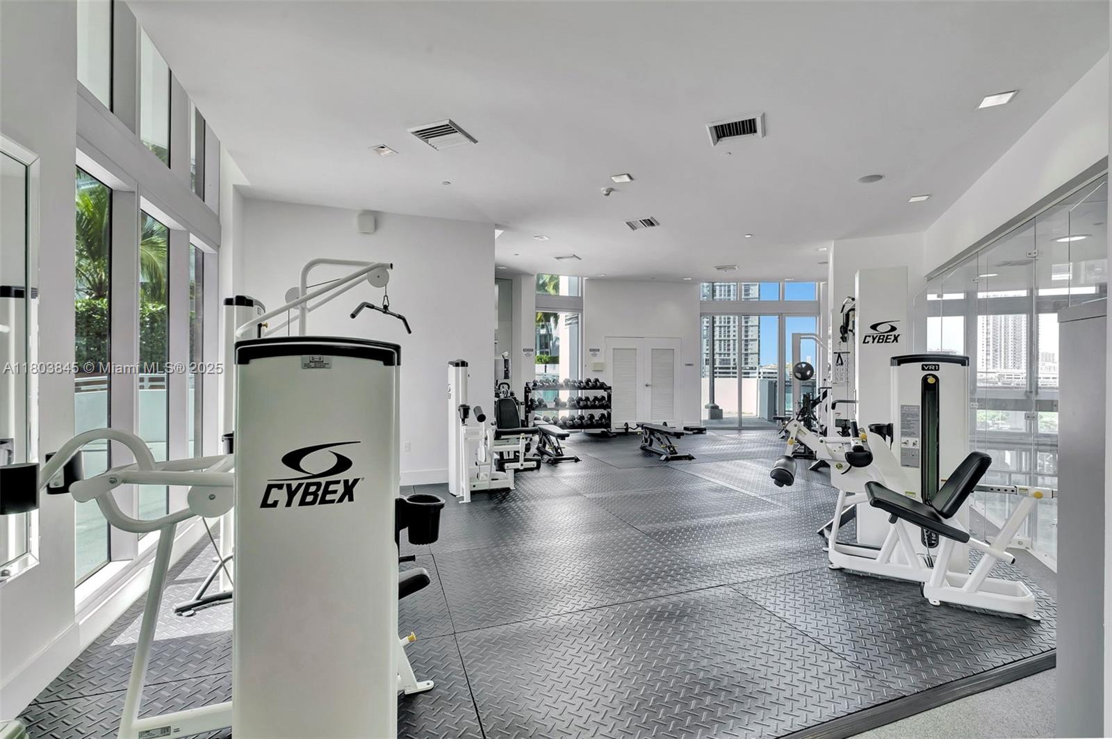 350 S Miami Ave #1705, Miami FL 33130