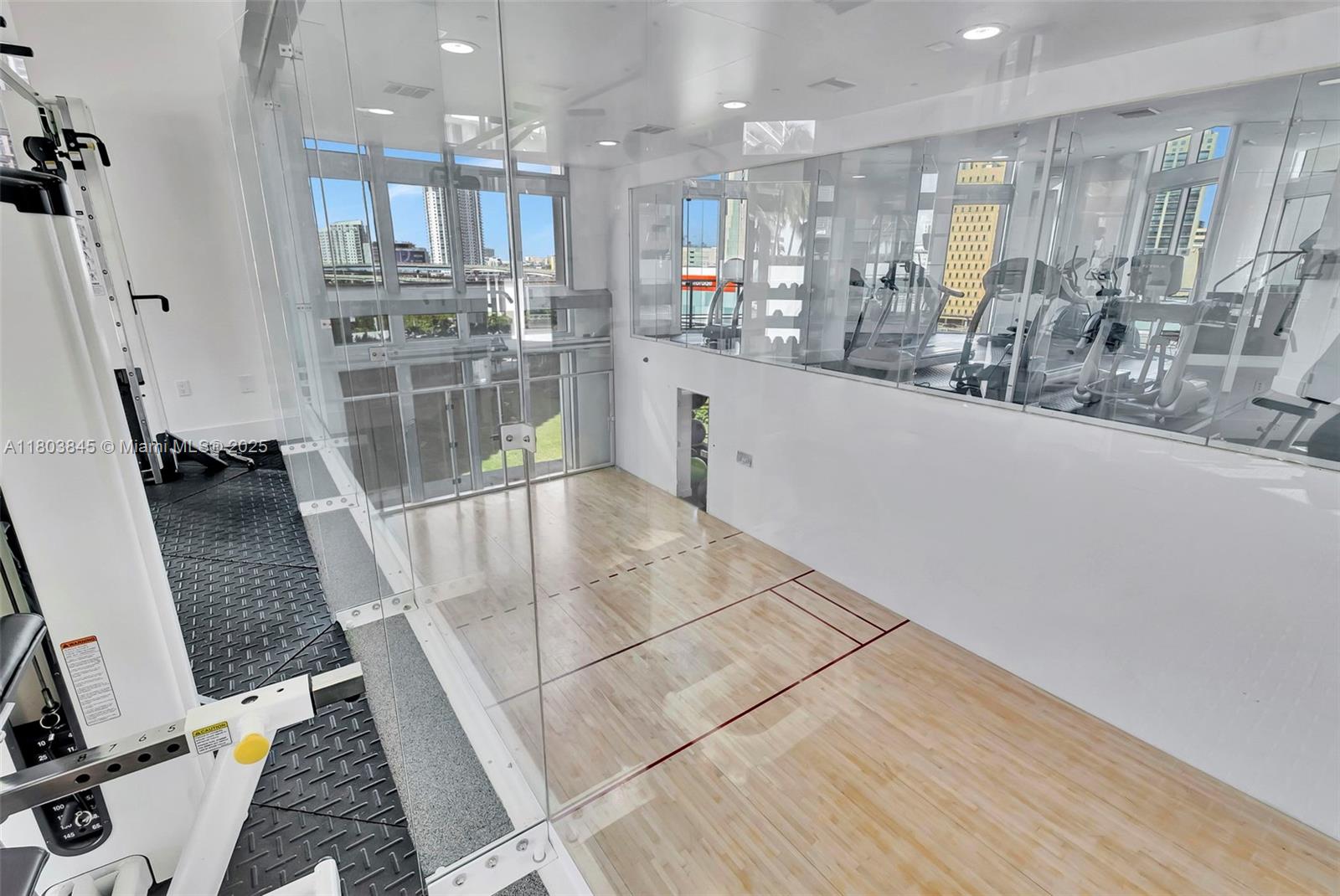 350 S Miami Ave #1705, Miami FL 33130