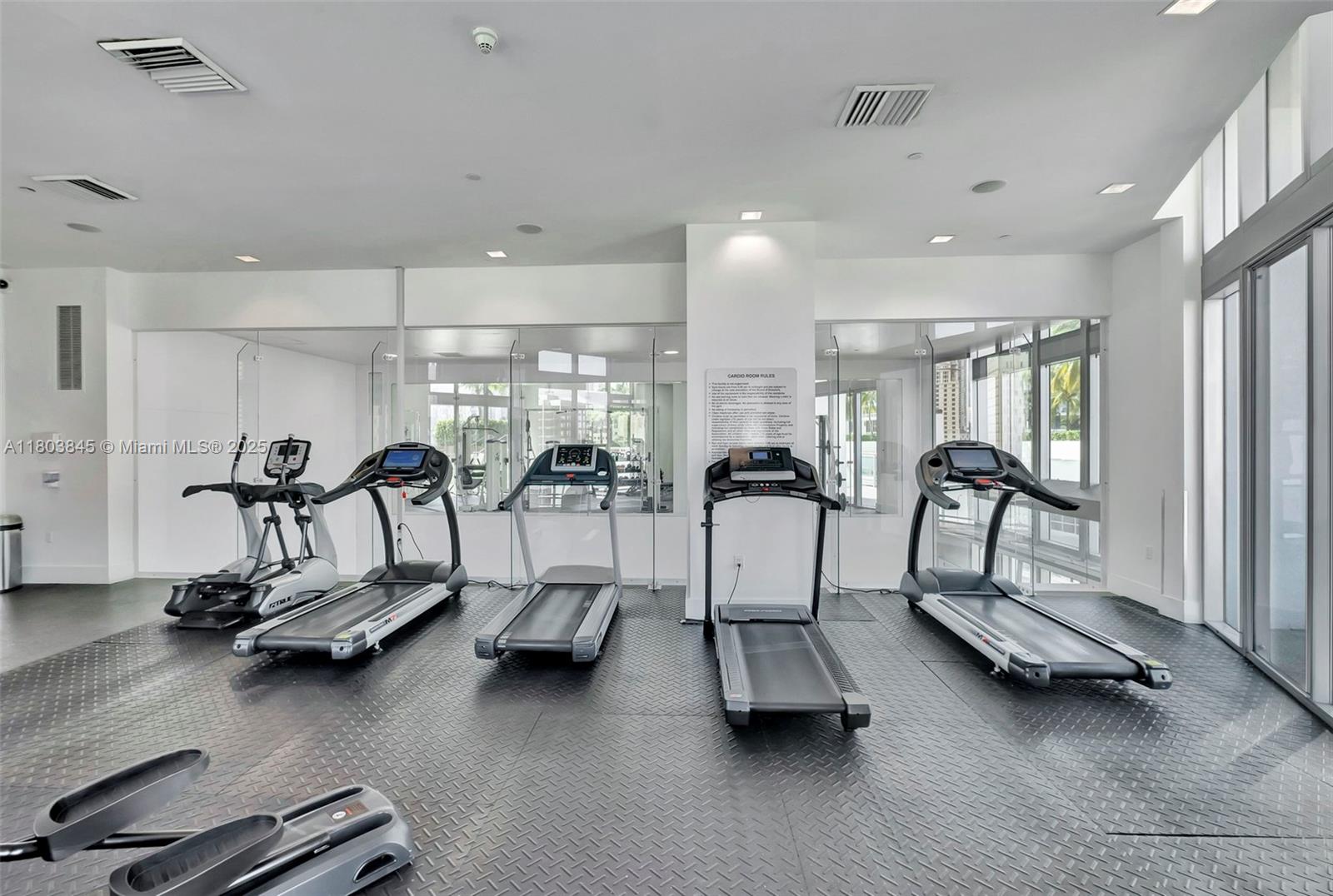 350 S Miami Ave #1705, Miami FL 33130