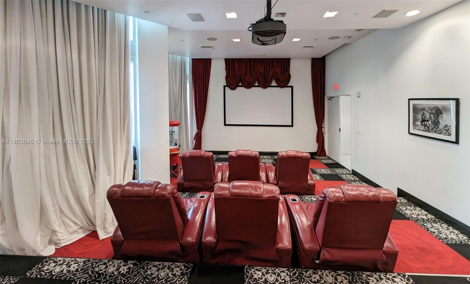 350 S Miami Ave #1705, Miami FL 33130
