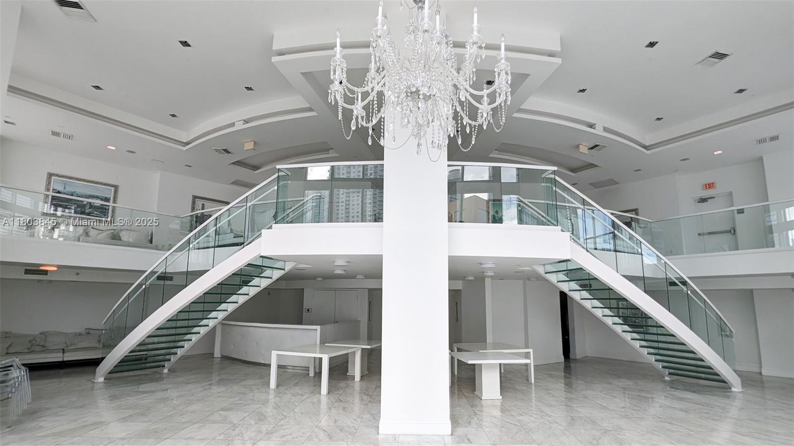 350 S Miami Ave #1705, Miami FL 33130