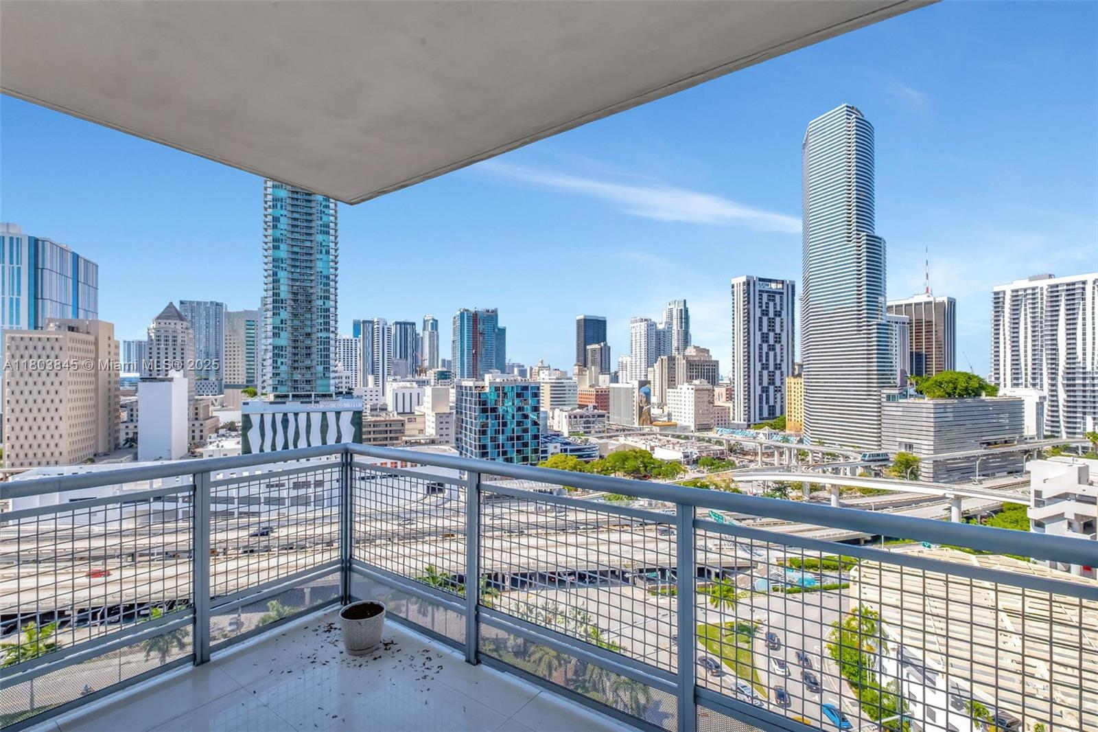 350 S Miami Ave #1705, Miami FL 33130