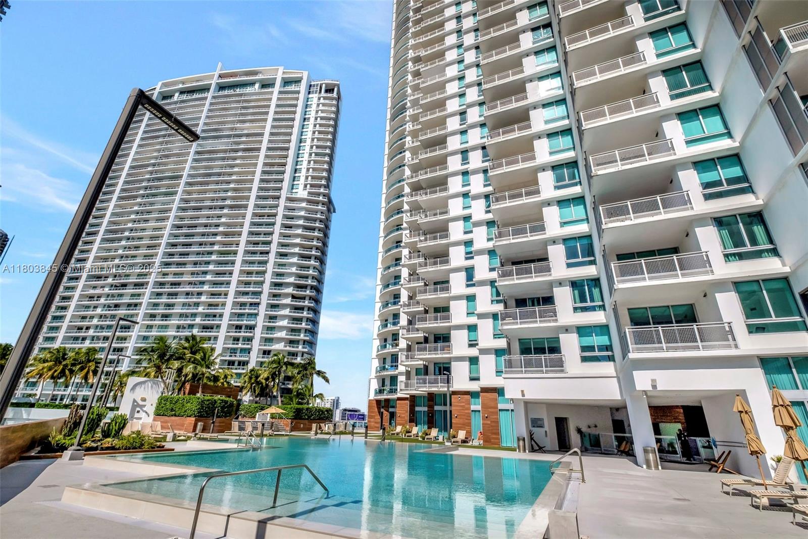 350 S Miami Ave #1705, Miami FL 33130