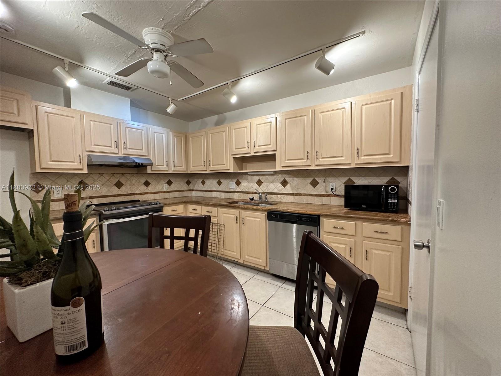 8003 Ambach Way Unit 8003, Hypoluxo, Florida 33462