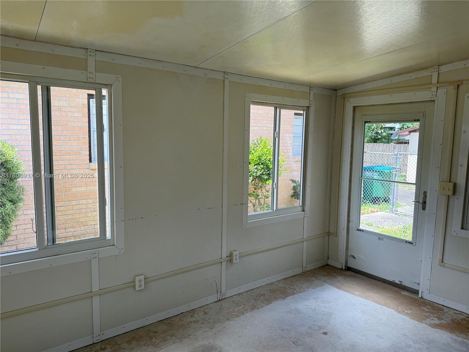 264 N Evans Circle, Deltona, Florida image 11