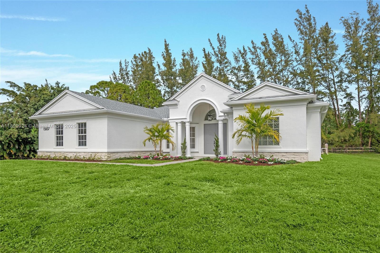 15657 N 80th Ln N, Loxahatchee, Florida image 3
