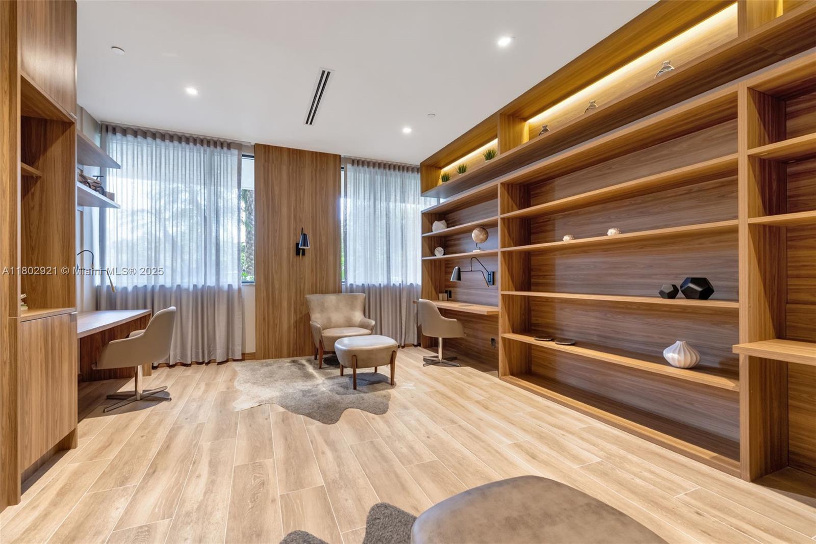 Listing Photo 18