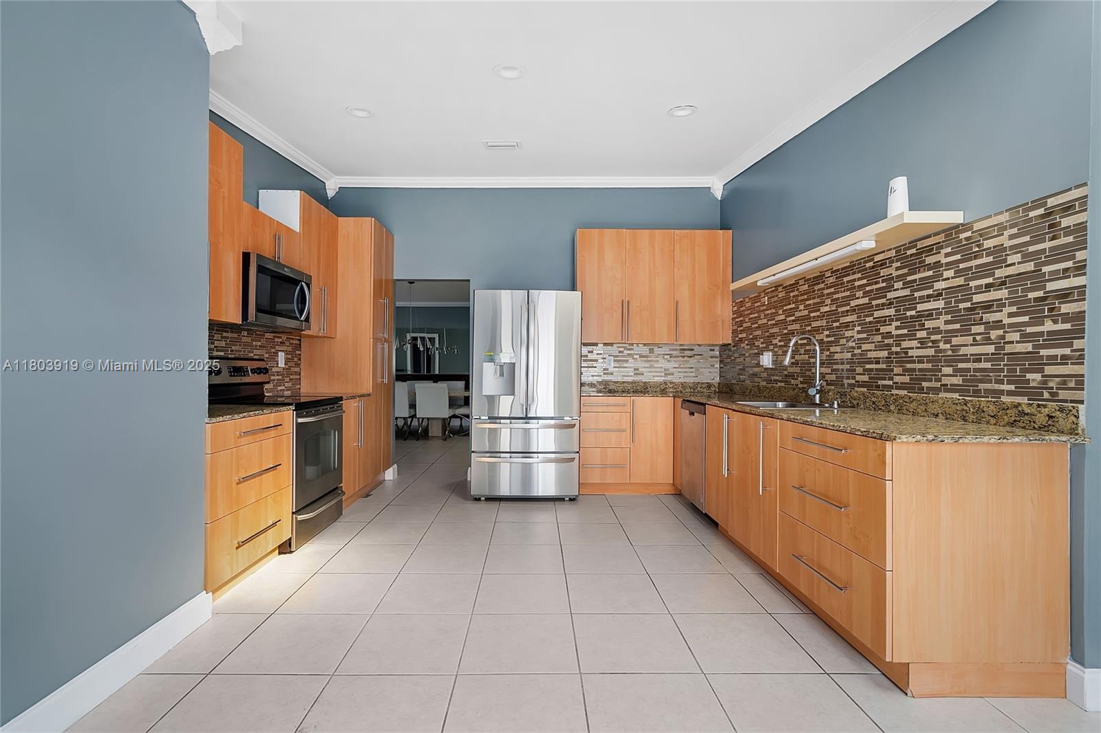 Property photo # 2