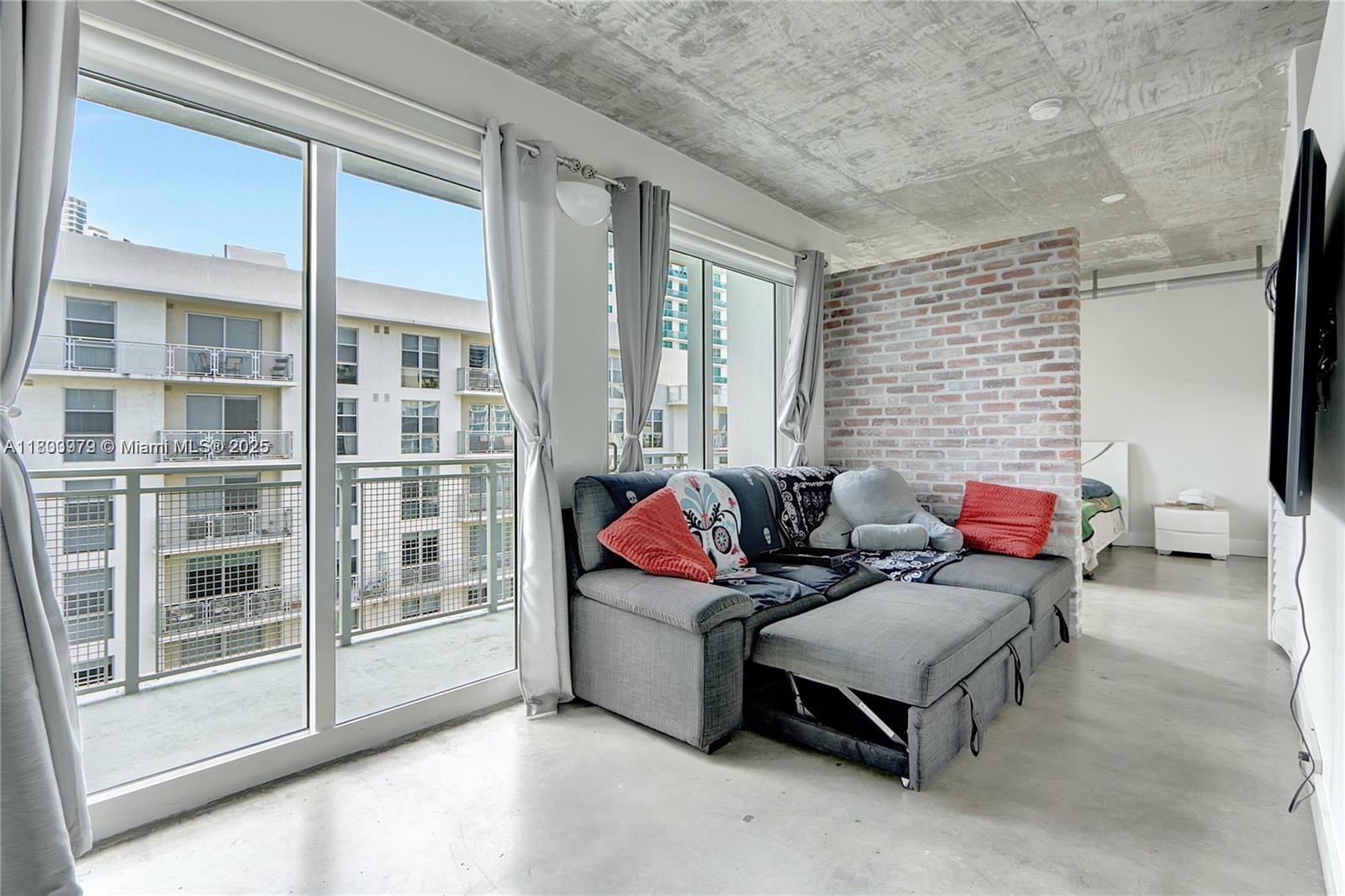 455 NE 25th St #710, Miami, Florida image 6