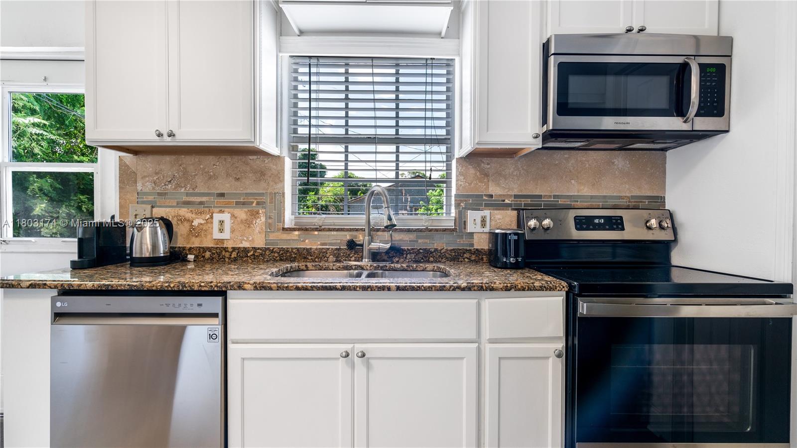 516 Puritan Rd, West Palm Beach, Florida image 9