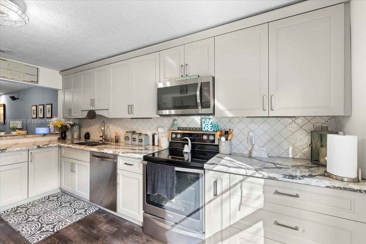 1150 NW 99th Ave #69, Pembroke Pines, Florida image 3
