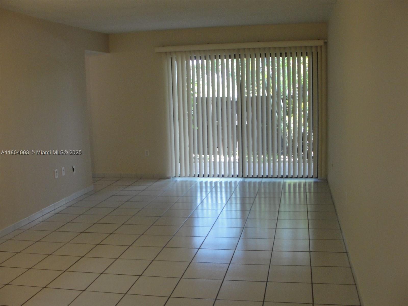 9431 Fontainebleau Blvd #112, Miami, Florida image 2