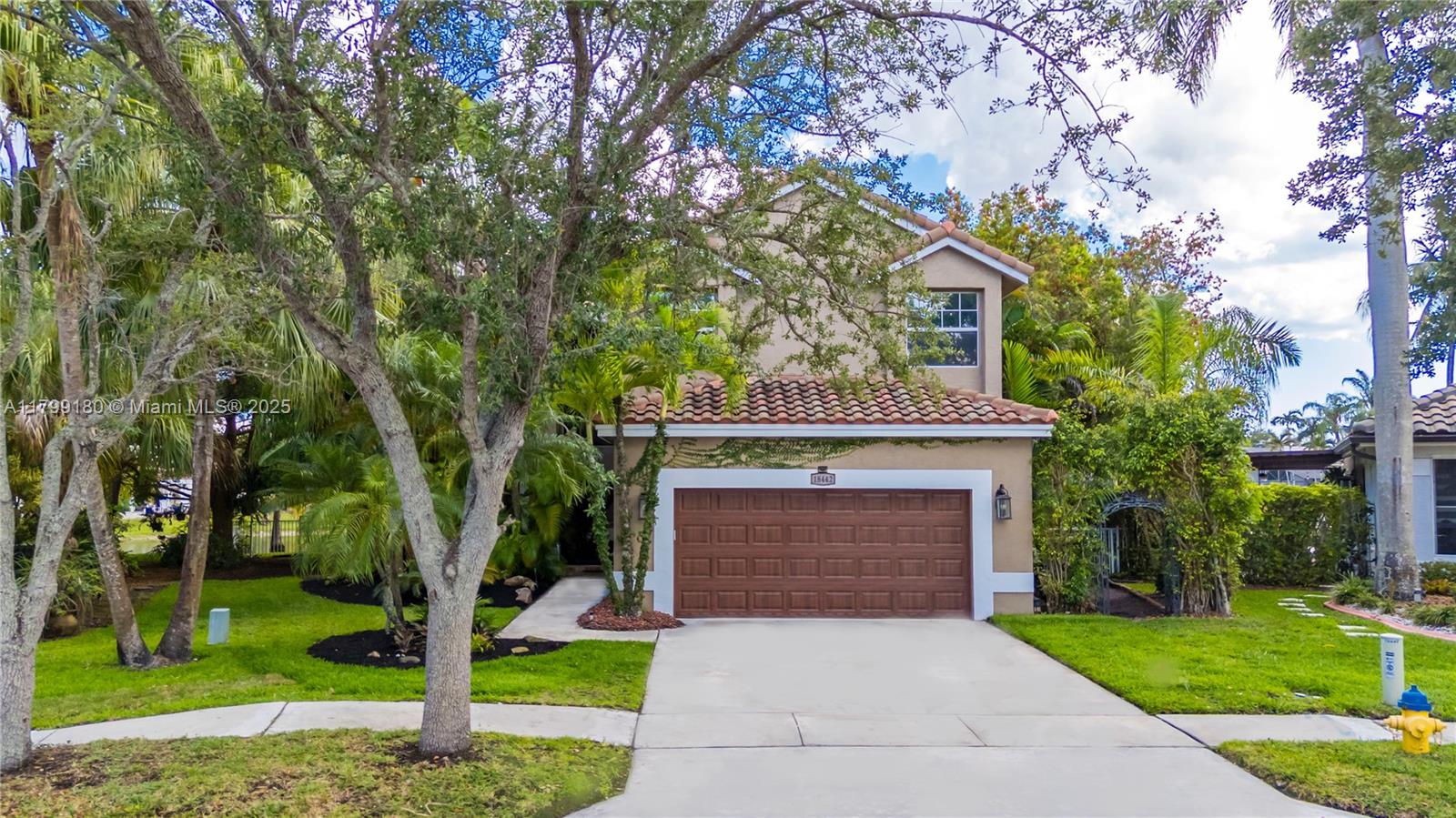 18442 NW 12th St, Pembroke Pines, Florida image 2