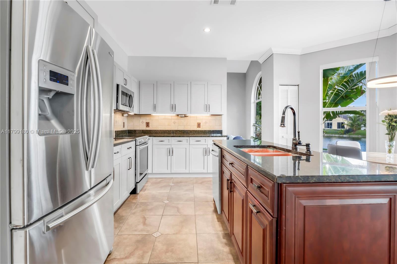 18442 NW 12th St, Pembroke Pines, Florida image 38