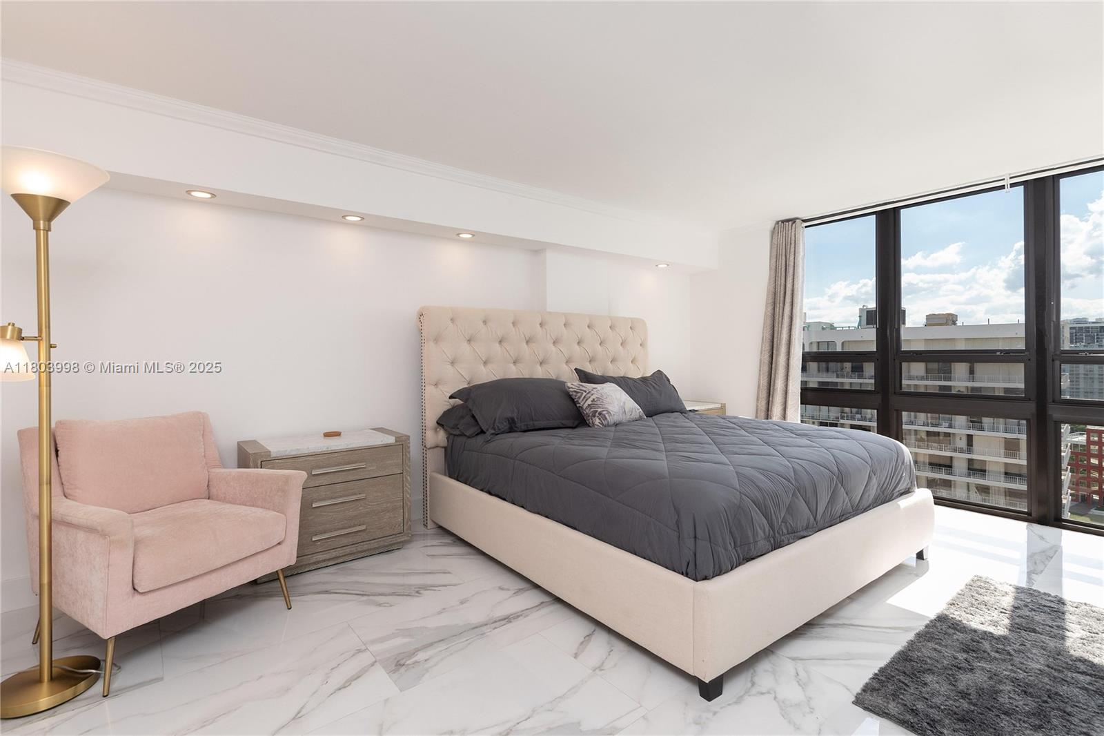 Property photo # 9