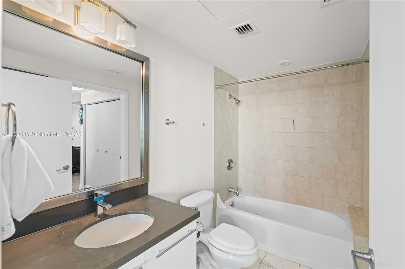 90 SW 3rd St #2215, Miami, Florida image 31