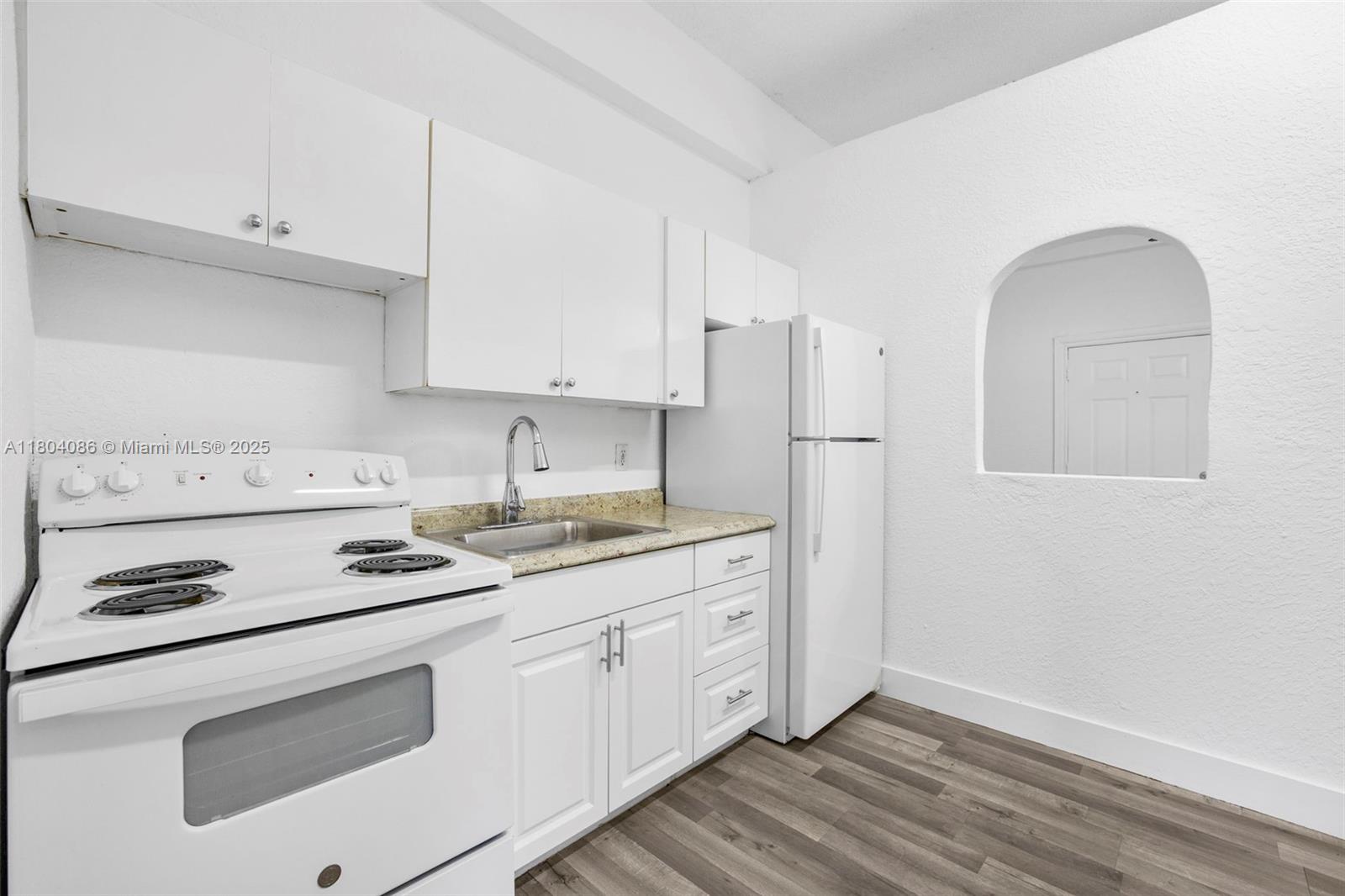 Property photo # 3