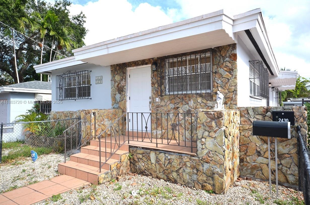 Property photo # 0