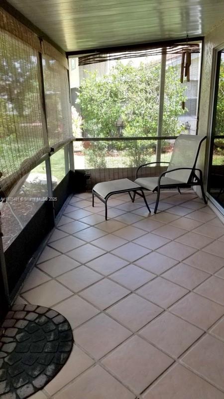 1993 E Discovery Cir E, Deerfield Beach, Florida image 14