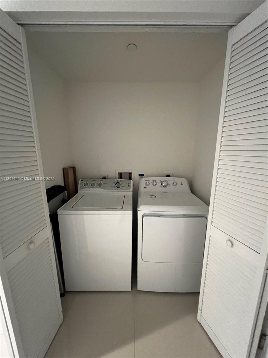 2600 E Hallandale Beach Blvd #T401, Hallandale Beach, Florida image 20