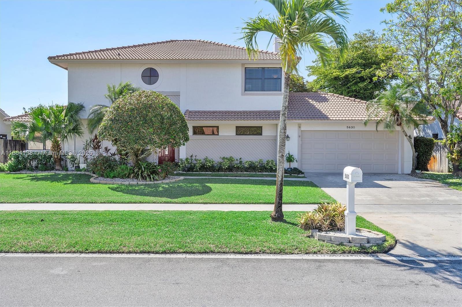 5630 W Waterford Dr, Davie, Florida image 50