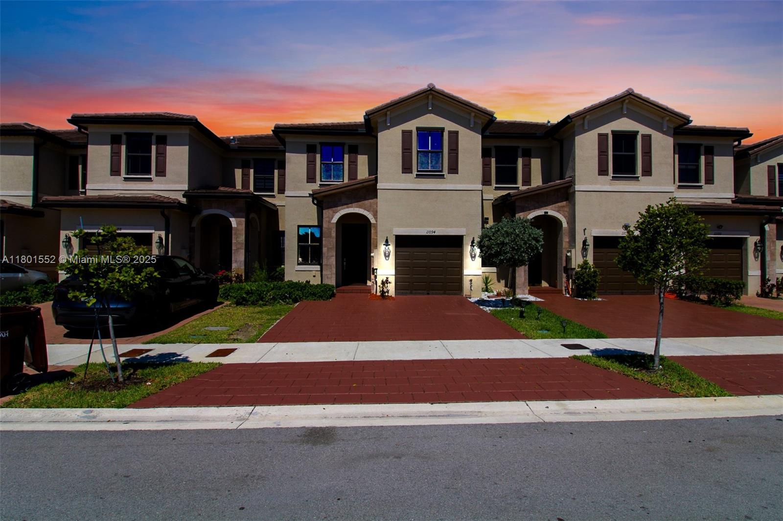 11094 W 33rd Way, Hialeah, Florida image 1