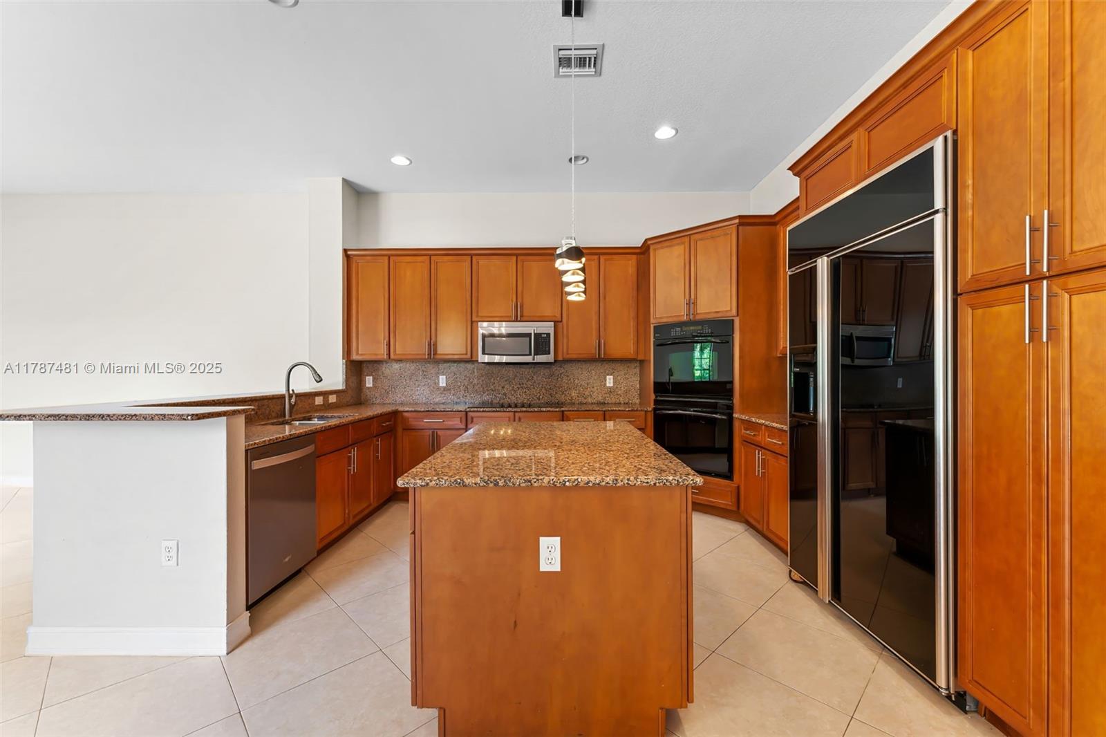 3816 NW 88th Ter, Cooper City, Florida image 18