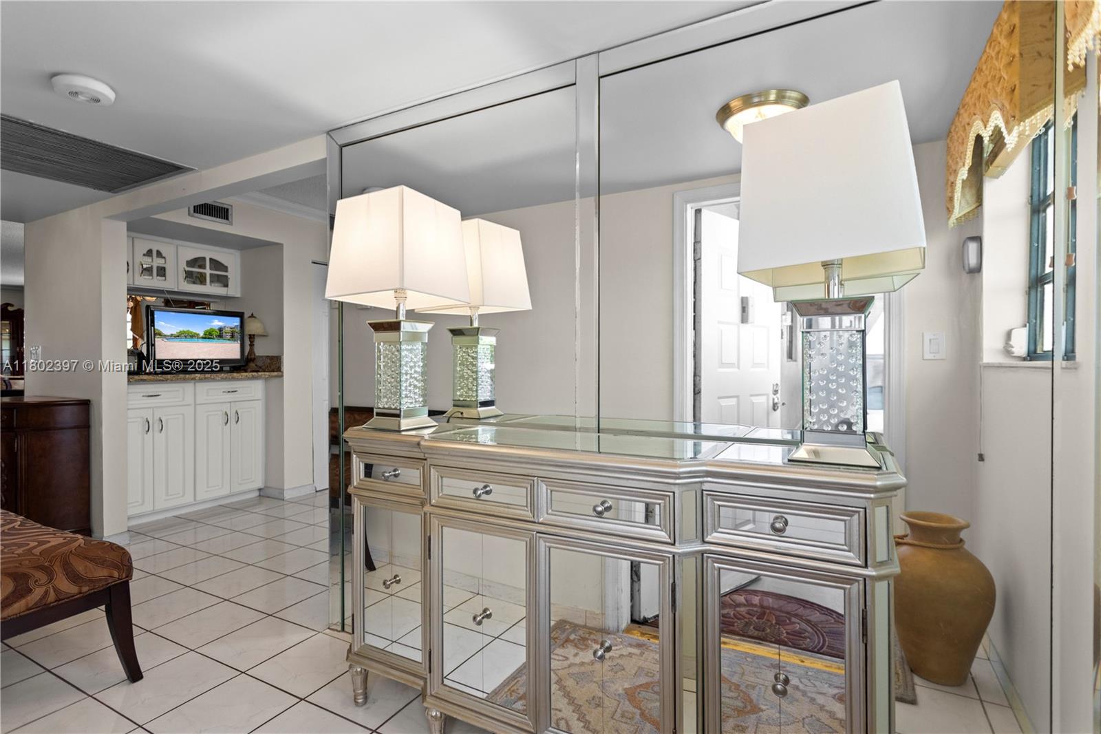900 Colony Point Cir #523, Pembroke Pines, Florida image 1