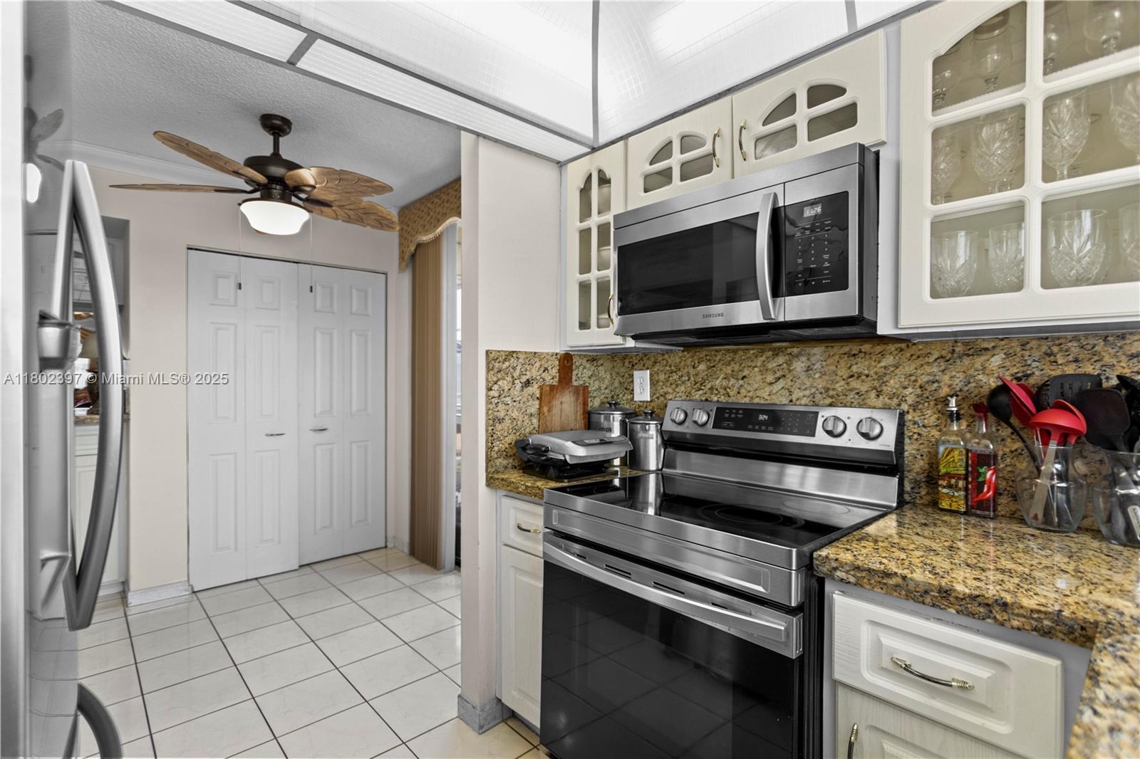 900 Colony Point Cir #523, Pembroke Pines, Florida image 2
