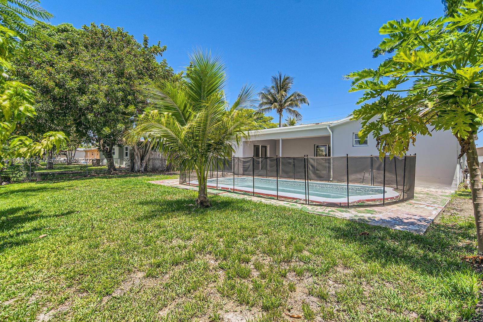 3226 NW 41st St, Lauderdale Lakes, Florida image 23