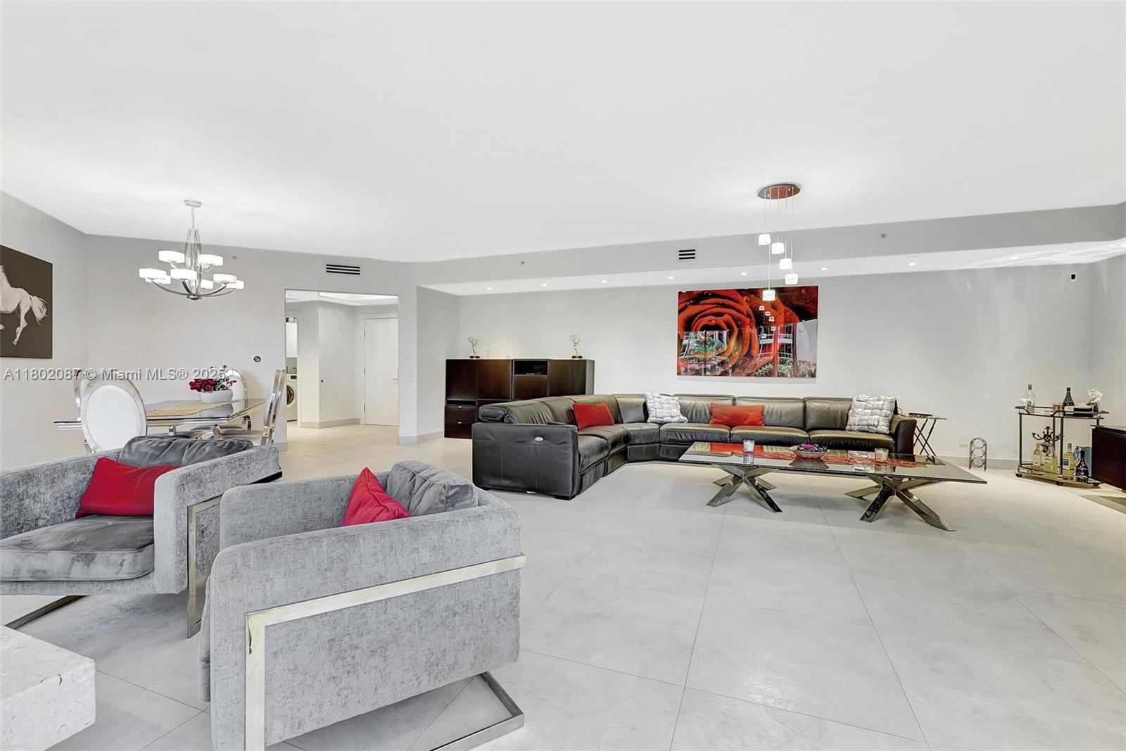 21200 Point Pl #403, Aventura, Florida image 14