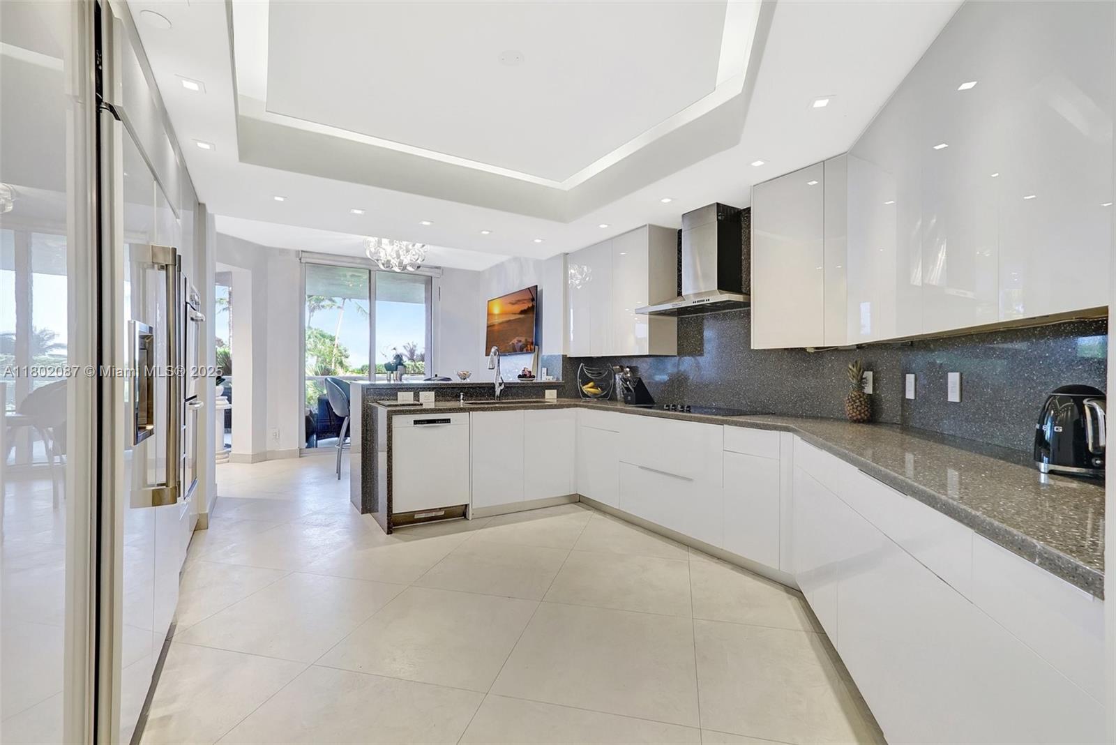 21200 Point Pl #403, Aventura, Florida image 26