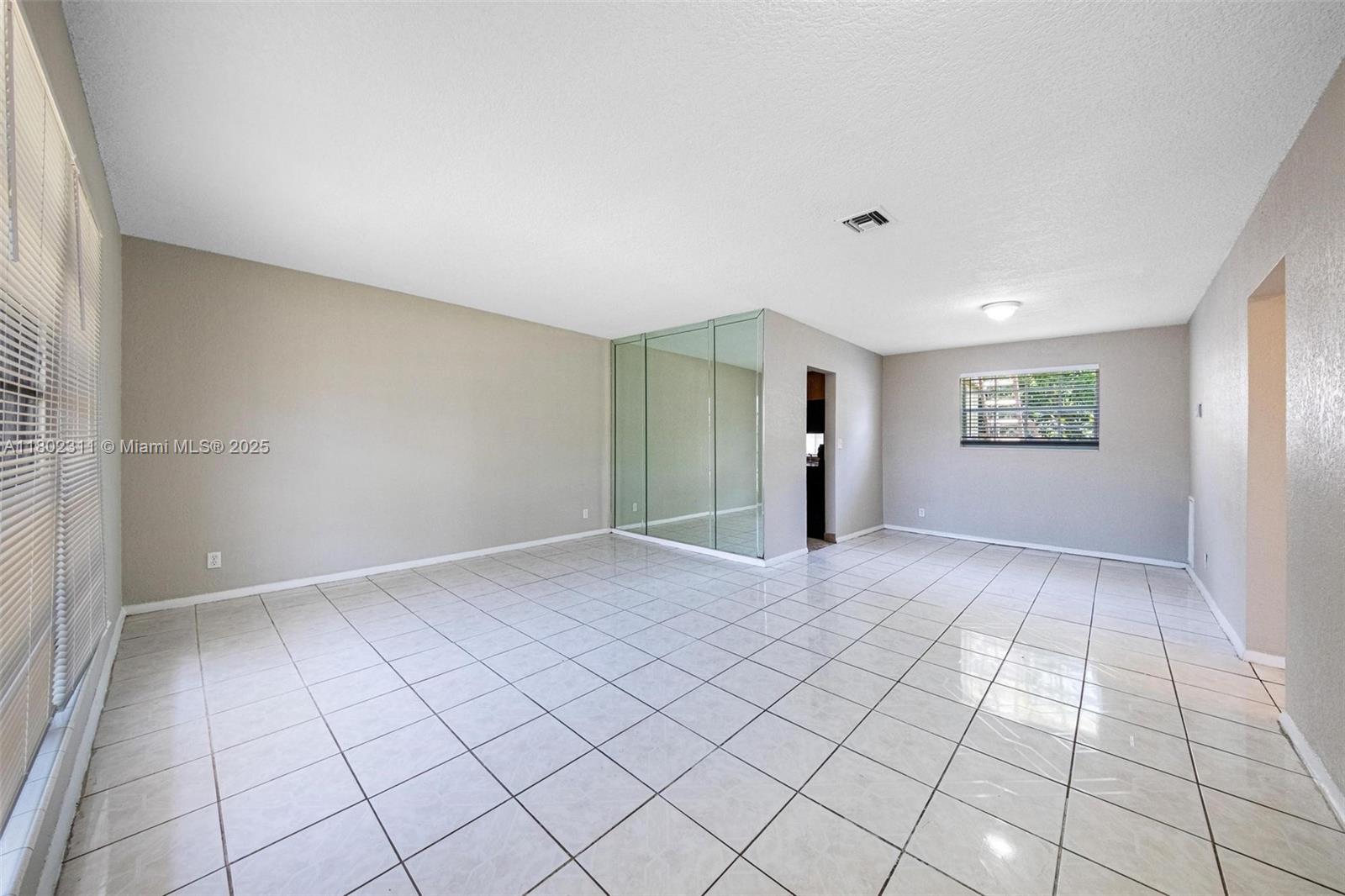 4240 NW 22nd St, Lauderhill, Florida image 27
